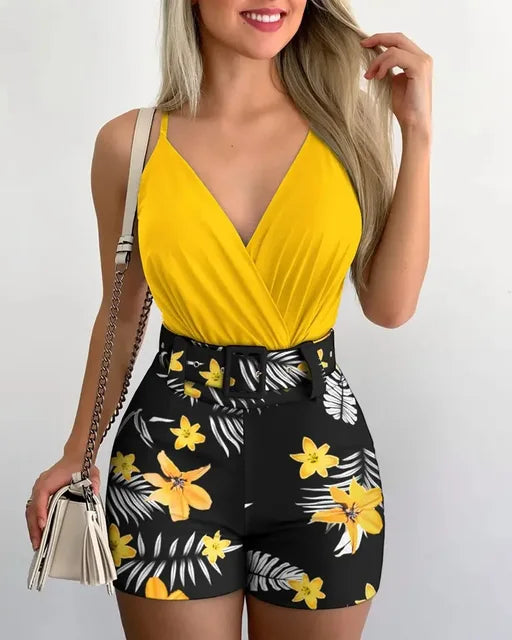 Fashion Set, Summer New Women's V-neck SexyCamisole Vest And Plant Floral Printed Shorts Set With Belt