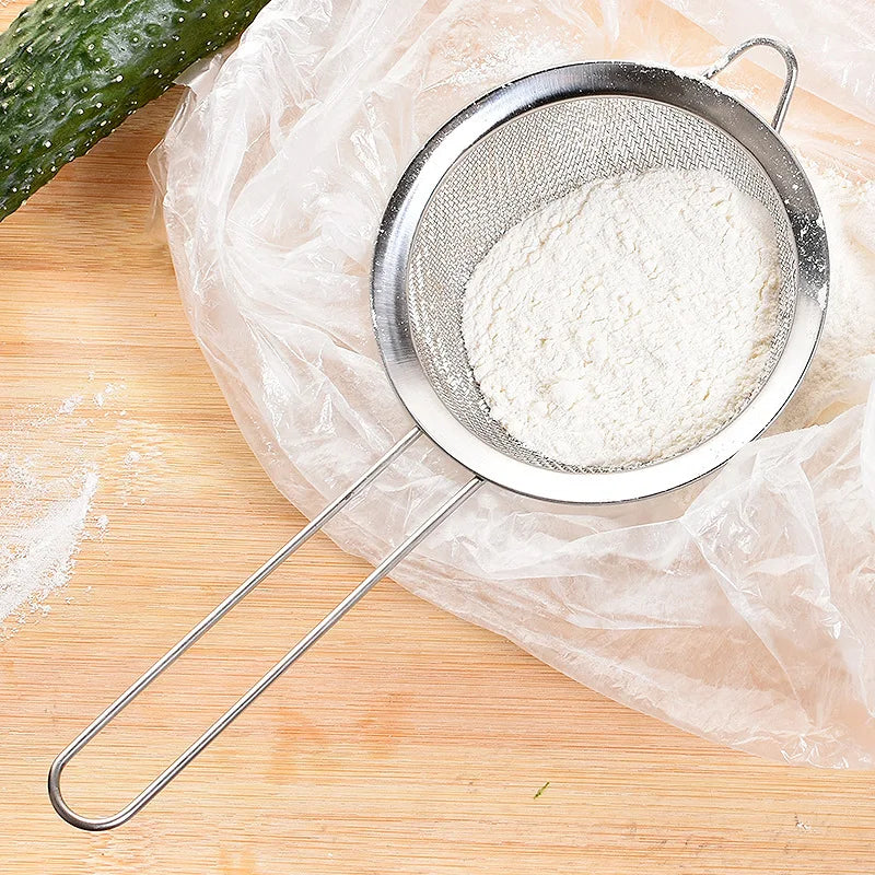 Large Mesh Food Strainer for Kitchen, Perfect for Sieving Flour and Powdered Sugar