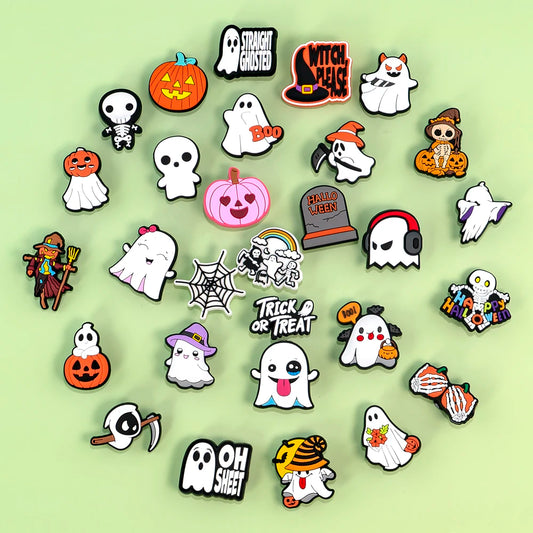 1pcs Halloween Pins for Kids Party Accessories Trick or Treat Shoe Charms for Men Women Ghost Pumpkins Shoe Decorations Buckles